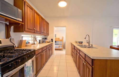 San Pedro House | Luxury Beachfront Villa with Private Chef included, private Pool, Boat and Capt
