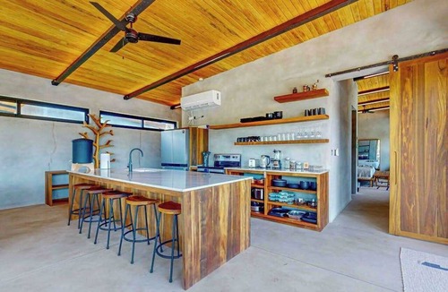 Placencia Villa | Luxury water view villa with splash pool, high speed WiFi & dog-friendly vibes