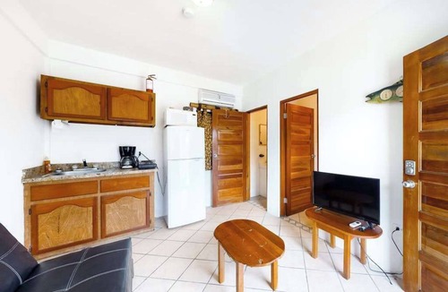 Caye Caulker Condo | Multi-suite property w/private pool, rooftop, grill, kayaks, partial AC & WiFi