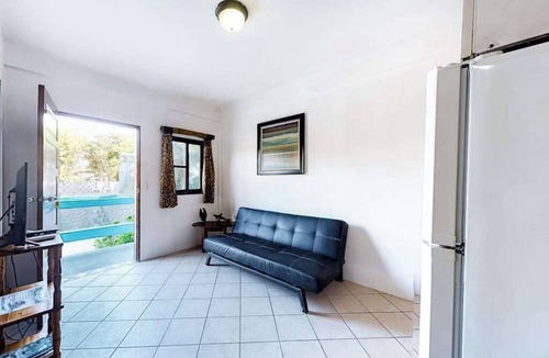 Caye Caulker Condo | Multi-suite property w/private pool, rooftop, grill, kayaks, partial AC & WiFi
