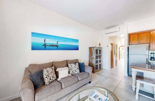 San Pedro Condo | New oceanfront condo w/shared pool, dock, two kayaks, partial AC, strong WiFi