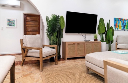 San Pedro Villa | Newly Updated 5BR Villa | Private Pool + Rooftop Deck