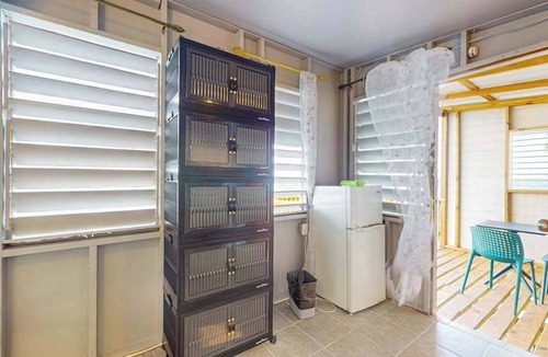 Sittee Point Apartment | Oceanfront cabin w overwater kitchenette, sea views & private deck