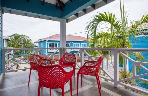 Placencia Resort | Oceanfront Condo w/ Balcony, Kitchen, & WiFi - Steps to Beach, Dining, & Shops