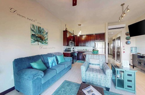 San Pedro Condo | Oceanfront condo with pool, gorgeous ocean views, WiFi & partial AC