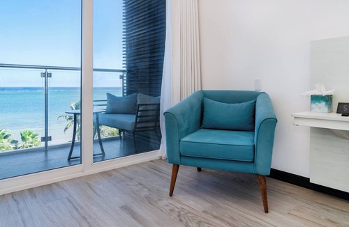 San Pedro Hotel | Oceanview 509 1Bedroom | Balcony | Watermark Hotel