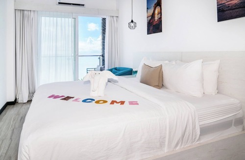 San Pedro Hotel | Oceanview 511 1Bedroom | Balcony | Watermark Hotel