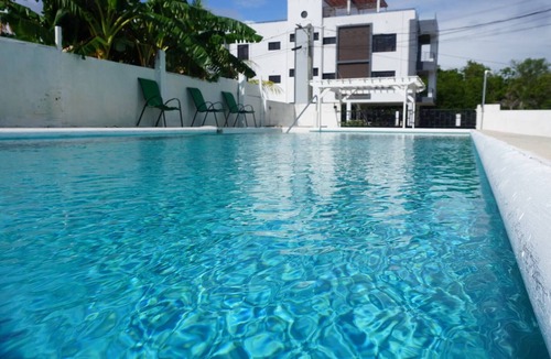 Belize City Apartment | Poolside Seaview Studio With Infinity Pool & Overwater Deck Near Airport, 1st FL