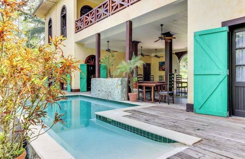 Bullet Tree Falls Apartment | Romantic Suite on Riverfront Property with WiFi, AC & On-Site Pool & Dining
