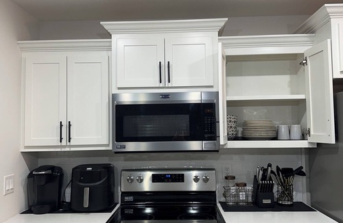 Jackson House | Serenity Lounge NEW-FRESH-MODERN HOUSE With TVs in All rooms