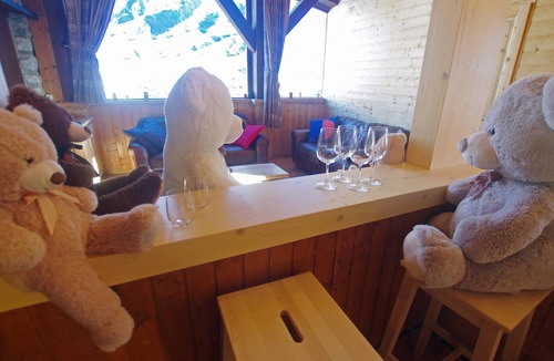 Val Claret Ski Chalet | Spacious 180m² chalet for 15 people in Tignes with Wifi