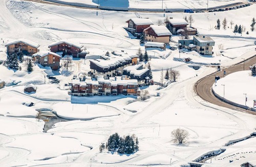Val Claret Ski Chalet | Spacious 180m² chalet for 15 people in Tignes with Wifi
