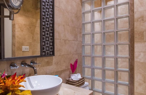 Placencia Resort | Sprawling Villa w/WiFi, Jacuzzi Tub, Balcony, & Beautiful Beach Views