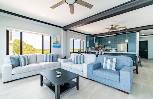 San Pedro House | The Office at Secret Beach