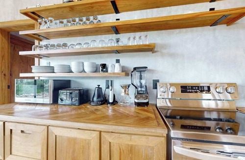 Placencia Villa | Tranquil canal-view villa with WiFi, dog-friendly space & open layout