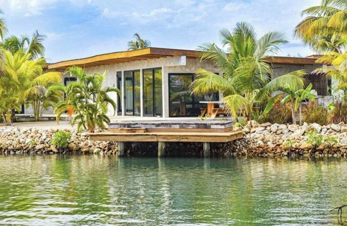Placencia Villa | Tranquil villa with water views, private pool, deck dining, WiFi & AC