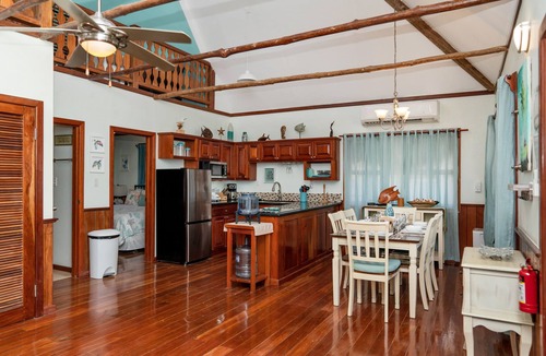 San Pedro Villa | Two Bedroom Sea View- Villas De Isla Bonita – Dolphin Dreams Penthouse