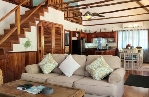 San Pedro Villa | Two Bedroom Sea View- Villas De Isla Bonita – Dolphin Dreams Penthouse