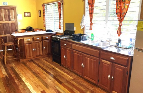 San Ignacio House | Unique Private Tree Top Cottage in Tropical Garden, Near San Ignacio Town
