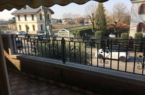 Camponogara House | Venice! 15 'by train. Lido, Chioggia, Padua, Treviso, Verona-Wi-Fi free.