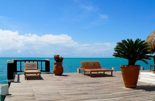 Placencia Resort | Well-Appointed Single Room w/Private Patio & Wireless Internet