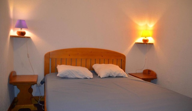 10m from ski slopes, 1st floor, balcony, tv, ski locker, 46m², Les Menuires in Les Menuires
