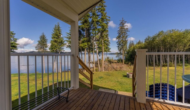 13 - Bothan Mara Cottage By The Sea at Alder Bay in Port McNeill