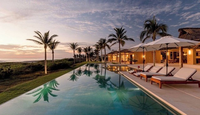 5 star resort with ocean views from every corner of the house and a 25 yard pool in Puerto Escondido
