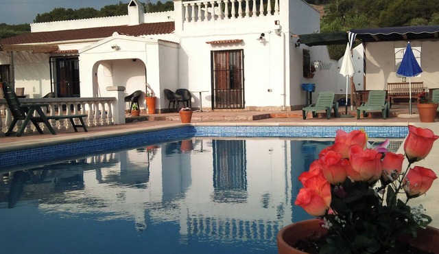 A house with a big pool year fantastic views in El Perello