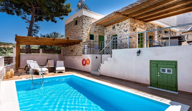 Aggel's House - stone house - private pool - courtyard - countryside views in Sitia