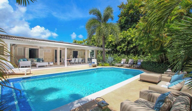 Amazing 4-bed Villa with Pool 5 mins from Beach - Palm Grove 1 in Mullins