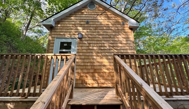 Ananda Cabin- Enchanted Forest Hideaway in Pleasant Bay