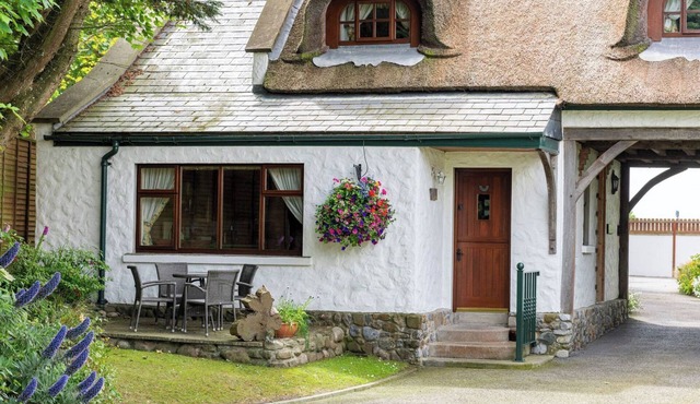 Apple Loft Cottage ~ This luxurious self-catering cottage in Bettystown