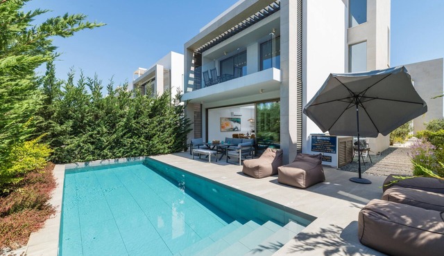 Azure Seaview - Ruby Villa - Stunning Seaview Stay in Protaras