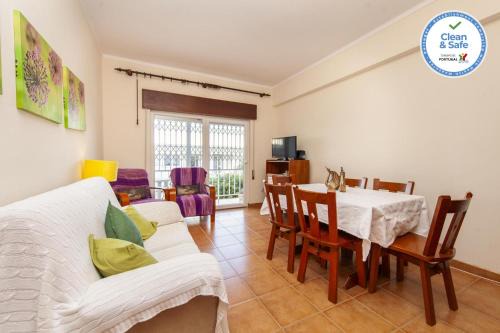 B56 - Baluarte Cul de Sac Flat in Lagos in Lagos