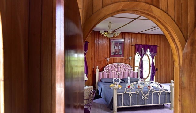 Banana Bank Lodge