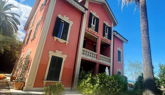 Beautiful apartment inside a villa mid the nature and just few step by the sea in Silvi