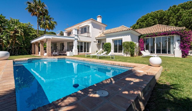 Beautiful sunny villa with pool and sea views Marbella (ELVIRIA) in Marbella