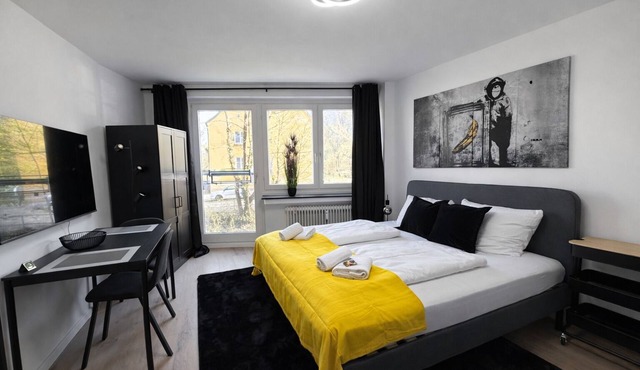 Black & Yellow Studio in Augsburg