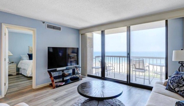 Breathtaking Ocean View, Beachfront Condo-Steps to Beach/Pools, Sea Colony East in Bethany Beach