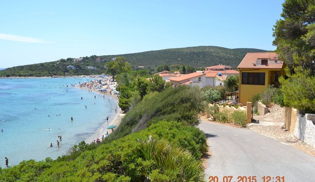 But Two-room apartment on the beach 20 meters from the sea IUN P5027. in Sant'Antioco