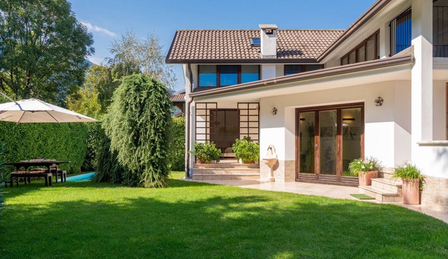 Candida by Interhome in Colico