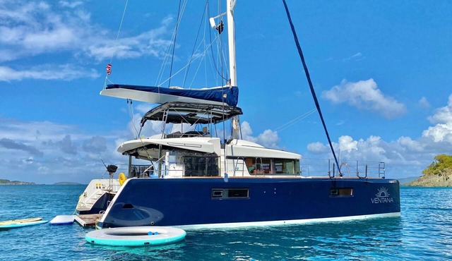 Caribbean Bliss: Sun-soaked Sailing Adventure from Belize to Cayo Ámbar Gris, San Pedro