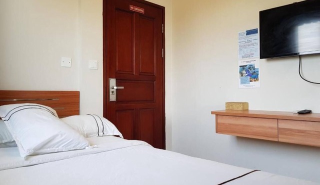 Caye Caulker Beach Hotel