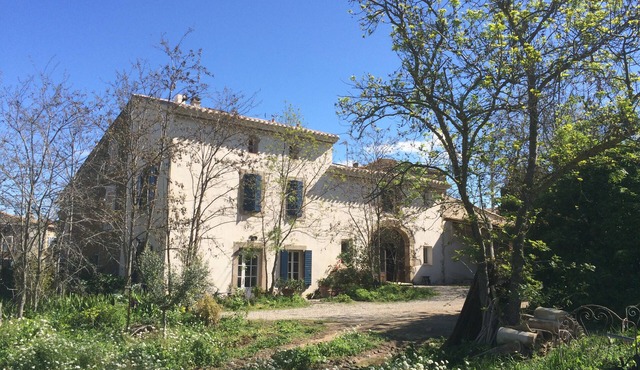 Character building on large wooded grounds with private garden. in Ornaisons