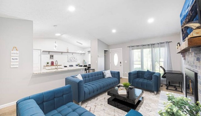 Charming Ranch 3BR W/Hot Tub and Ping Pong Table in Dublin