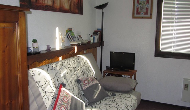Charming studio with mountain views in St-Jeoire