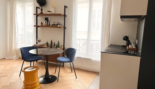Charming two-room apartment in Stalingrad close to everything in Paris