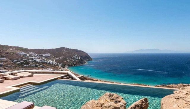 Chef included by Fantasia Villas: Elia Villas 35 bedrooms in Mykonos