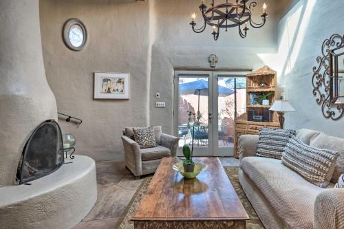 Chic Adobe-Style Bungalow in Historic Santa Fe! in Santa Fe